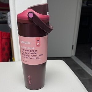 Owala FreeSip Sway 30oz in Black Cherry